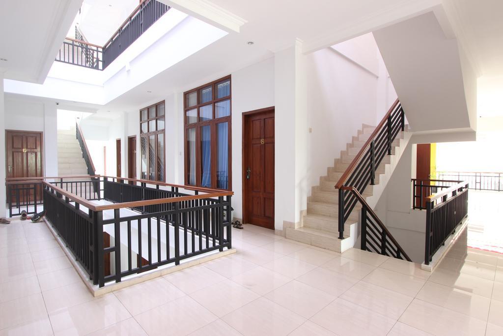 Reddoorz @ Plemburan Hotel Sleman  Ngoại thất bức ảnh