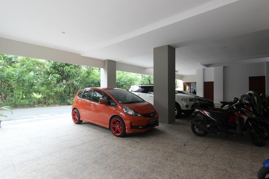 Reddoorz @ Plemburan Hotel Sleman  Ngoại thất bức ảnh
